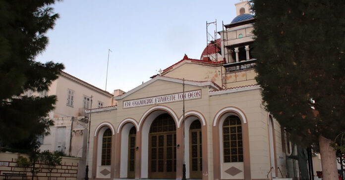 Mhtropolh_Megaron