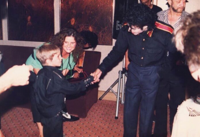 michaeljacksonboy-768x526