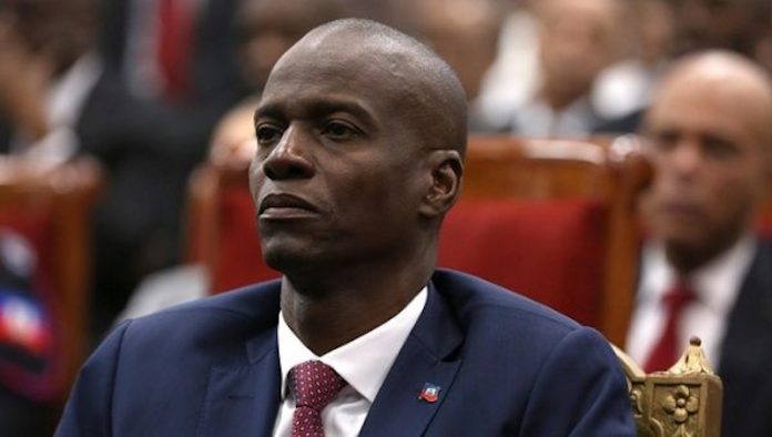 Jovenel-Moise-with-Martelly-out-of-focus-behind