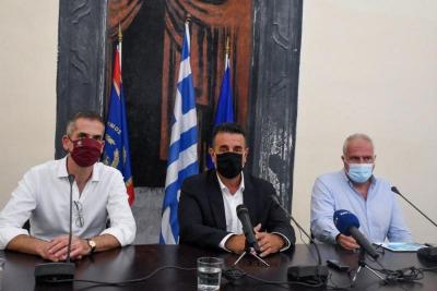 treispololeisgiortazoun200xroniaellinikiepanhastasi